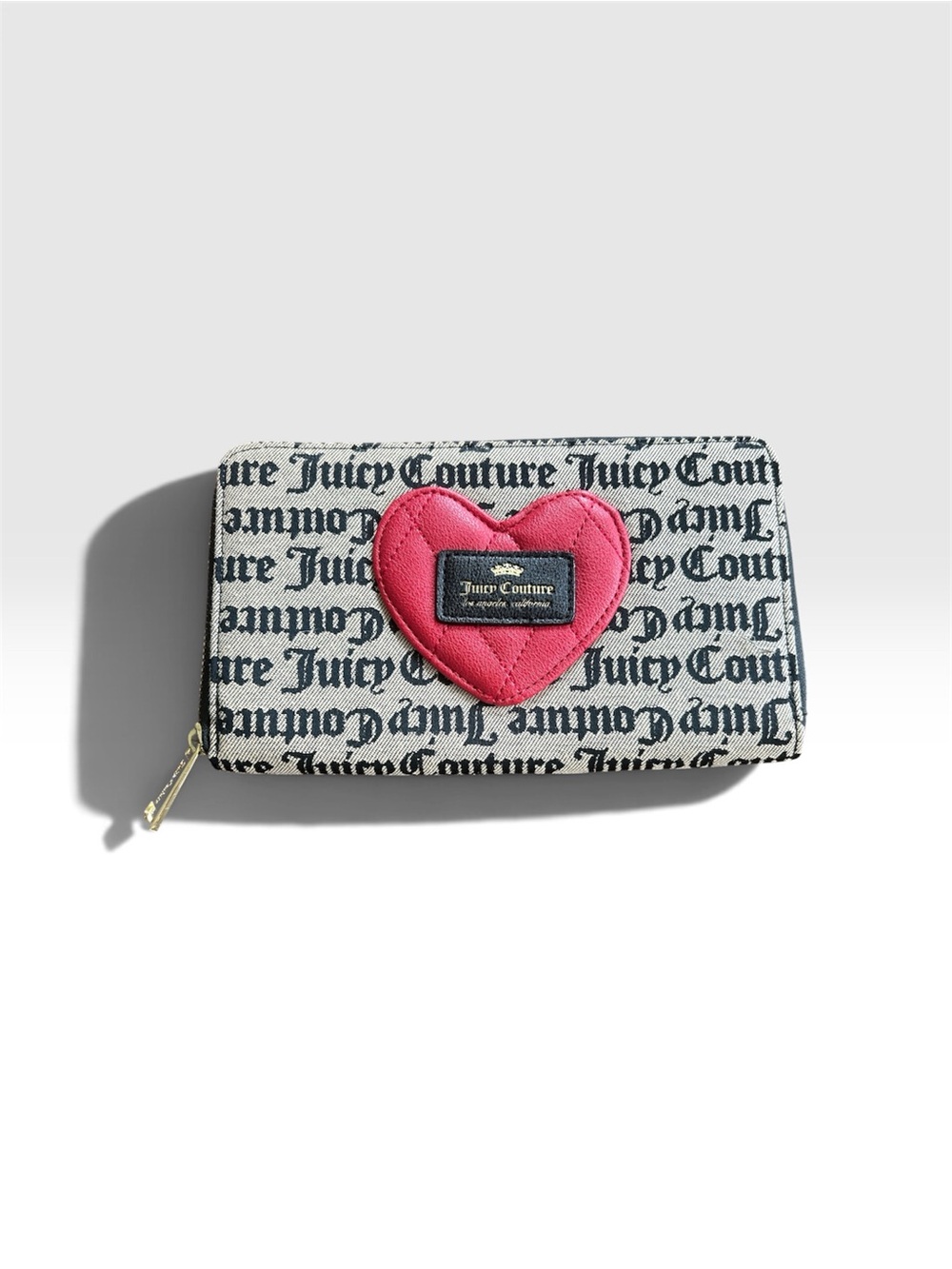 Juicy Couture "Cross My Heart" Zip Around Wallet Excellent Condition